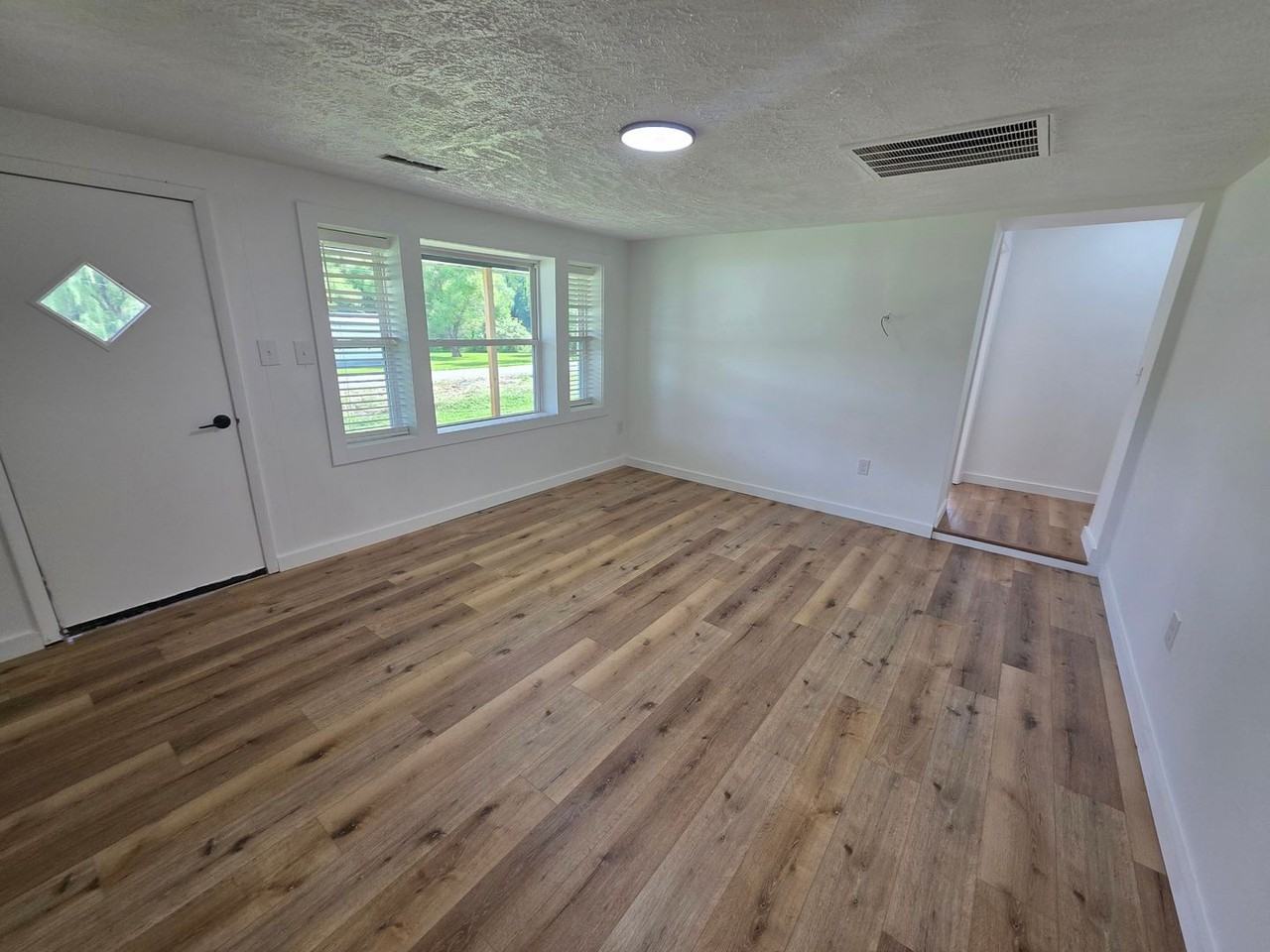 36 Shoemake Rd - Photo 3 of 16