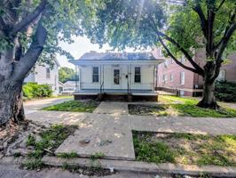 featured image of 833 N 25th St