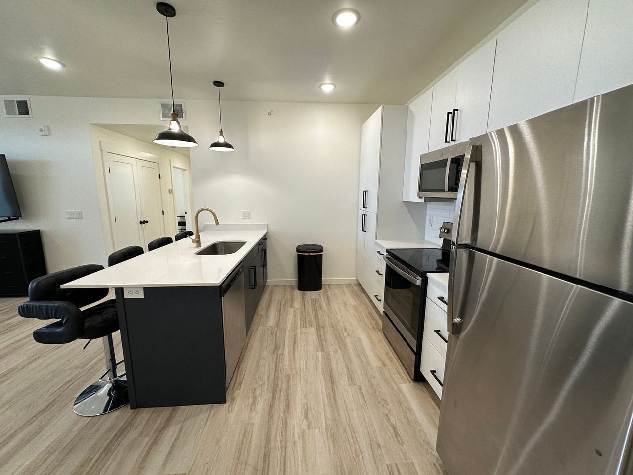 311 E Lorene St #1308 - Photo 3 of 27