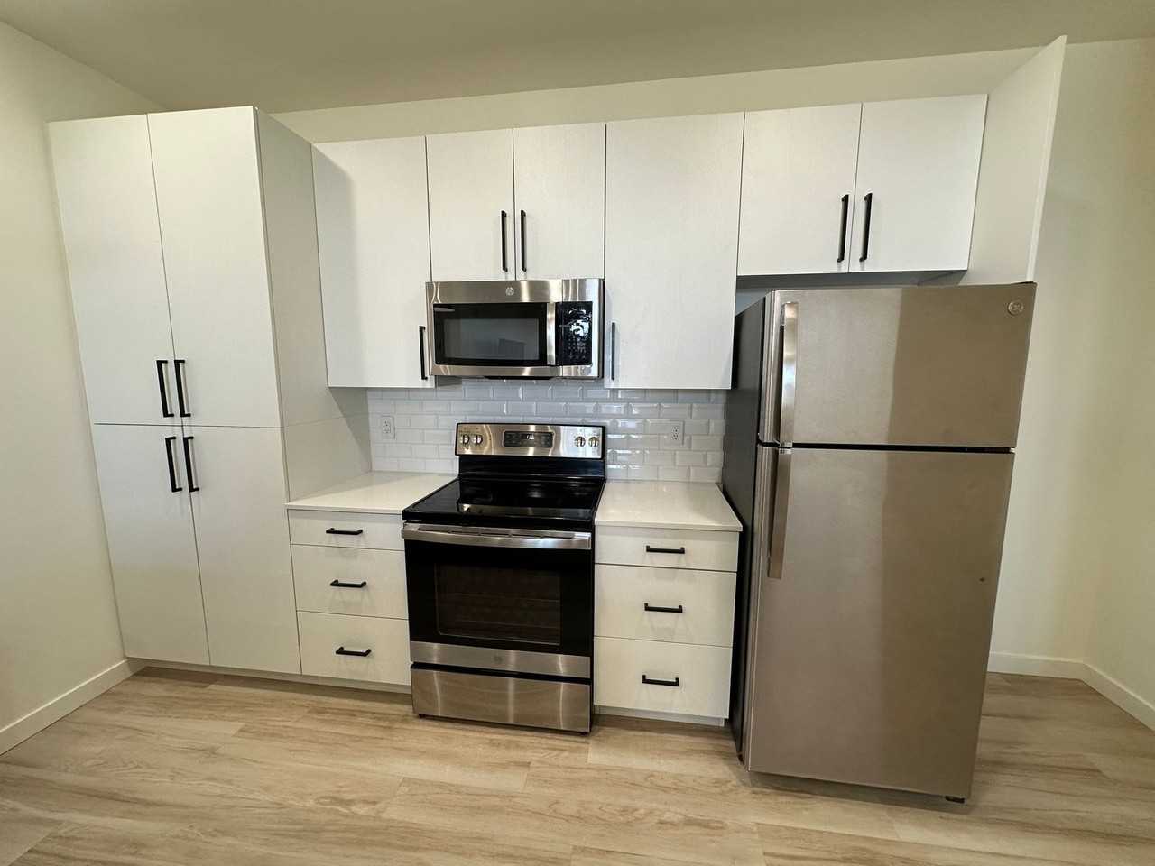 311 E Lorene St #1308 - Photo 4 of 27