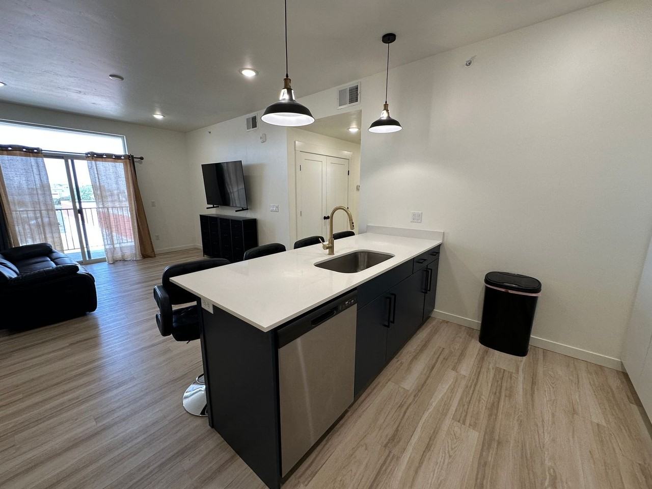 311 E Lorene St #1308 - Photo 5 of 27
