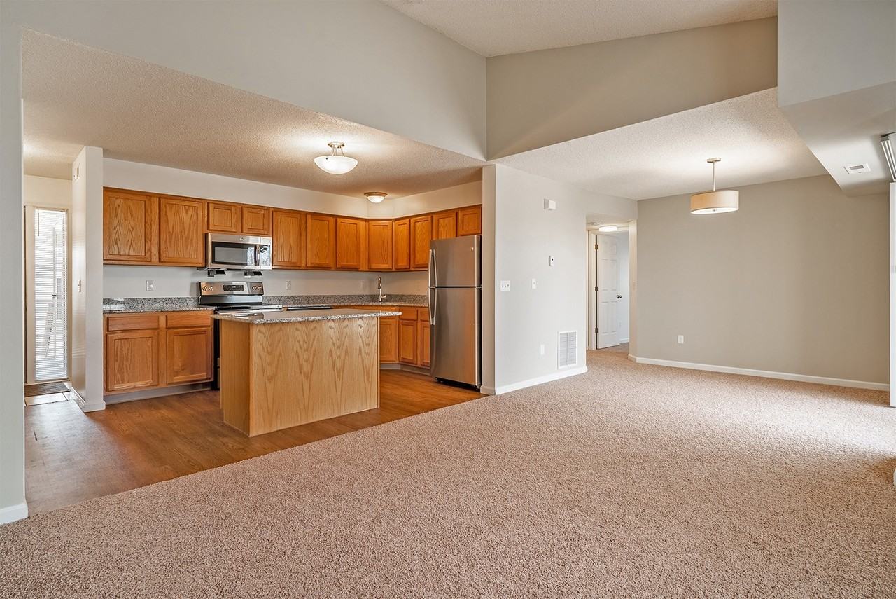 Raspberry Woods Townhomes - Photo 5 of 17