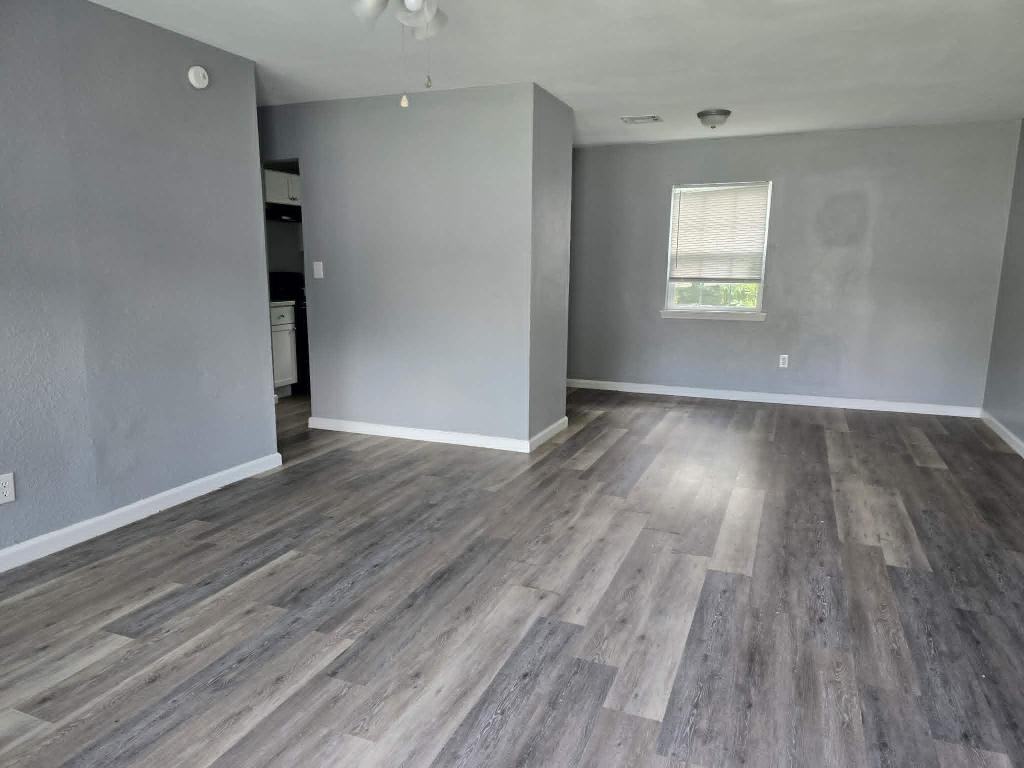 542 E 57th Pl N - Photo 3 of 19