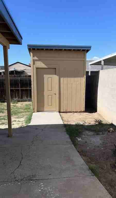 236 W Melridge St - Photo 2 of 10