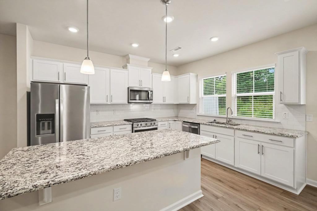 909 Falls Grove Trl - Photo 3 of 29