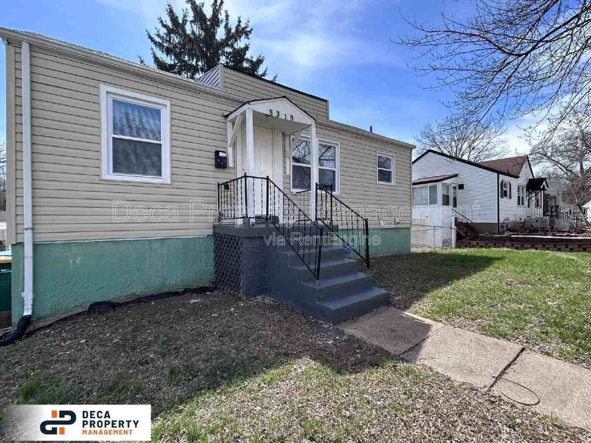 5318 Winslow Dr - Photo 2 of 10