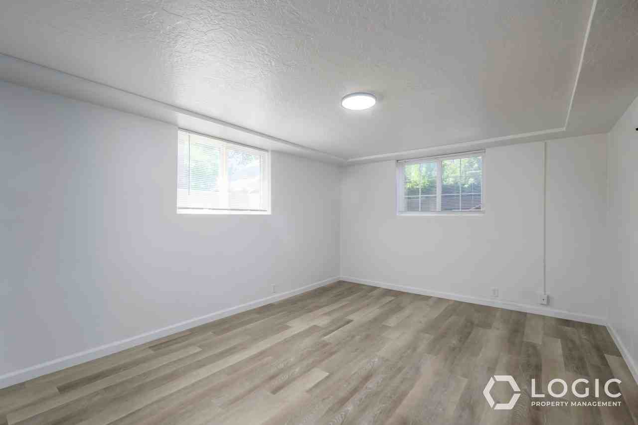 61 S St - Photo 7 of 8