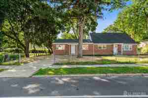 featured image of 614 Remsen Ave ##1