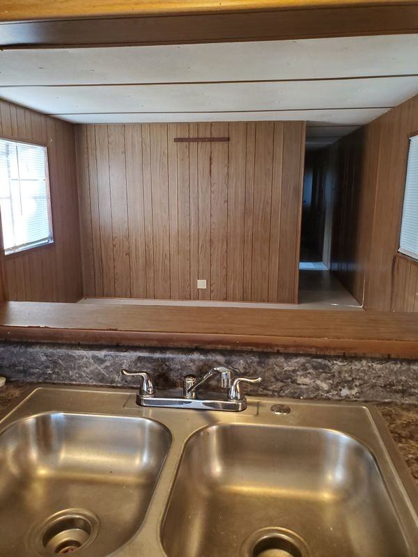 715 Delouche St - Photo 6 of 33