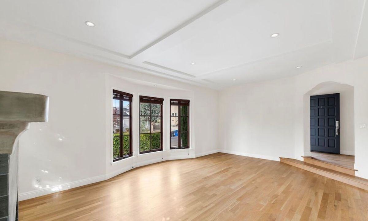 1018 S Stanley Ave - Photo 3 of 18