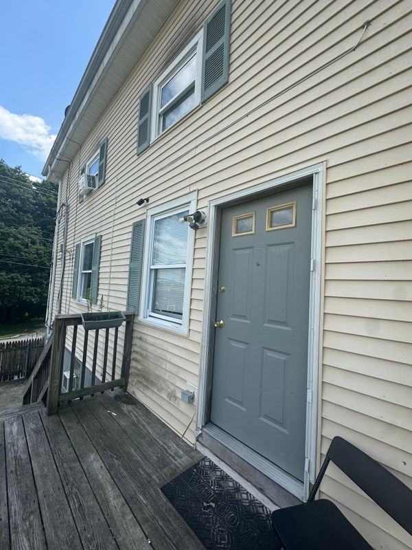 164 W School St - Photo 2 of 11