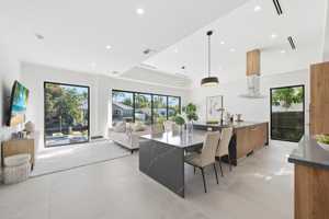 featured image of 1308 Avocado Isle