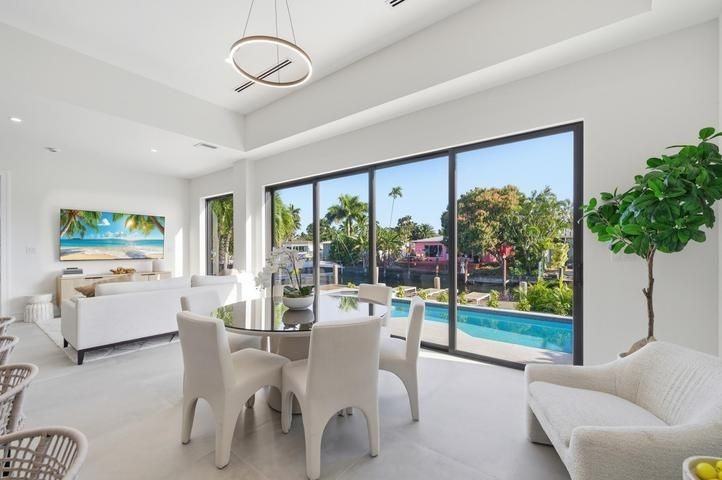 1308 Avocado Isle - Photo 6 of 28