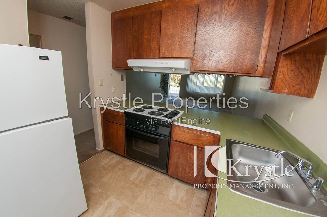 3366 Tennessee St #12 - Photo 4 of 11
