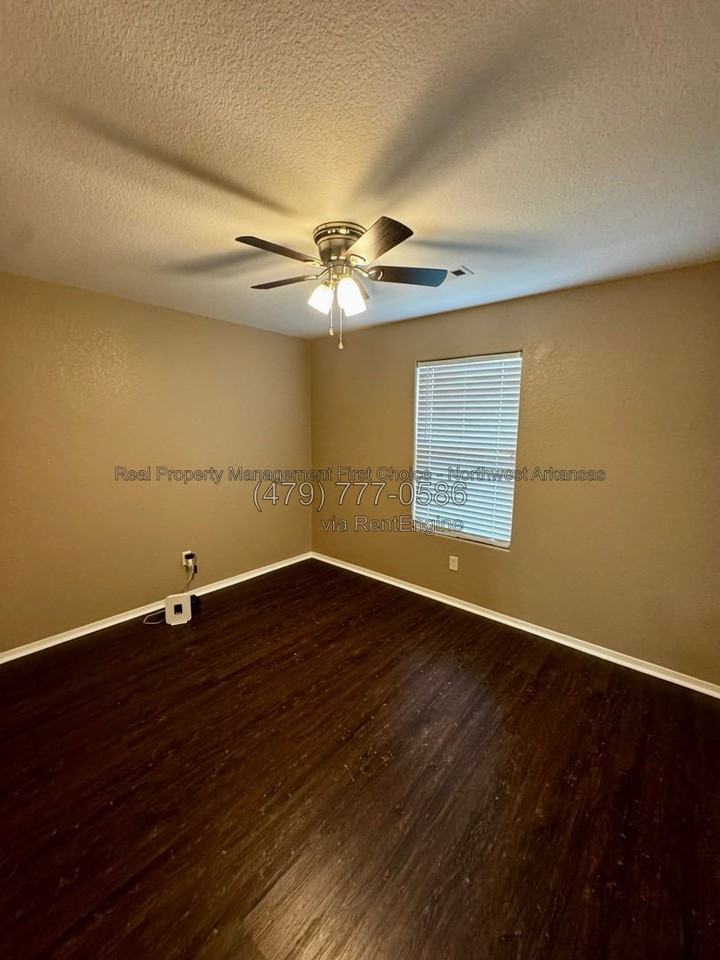 15173 Smith Ridge Rd - Photo 3 of 14