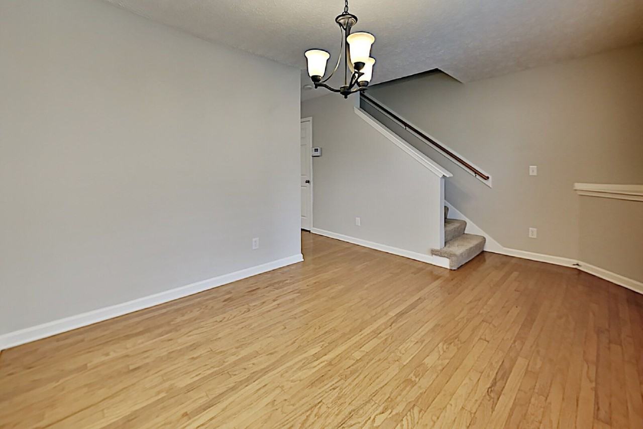 213 Shadow Glen Dr - Photo 7 of 30