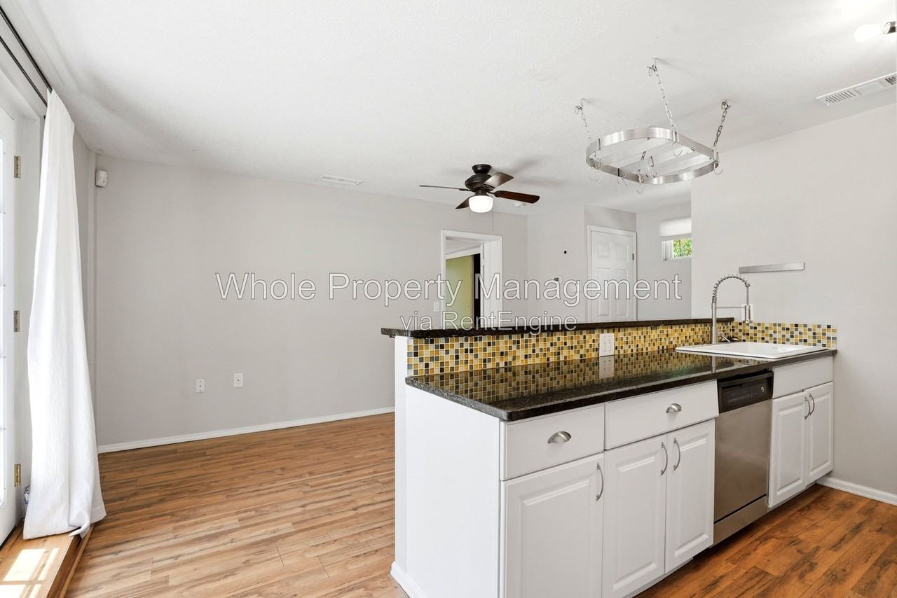 3705 Zuni St - Photo 6 of 23