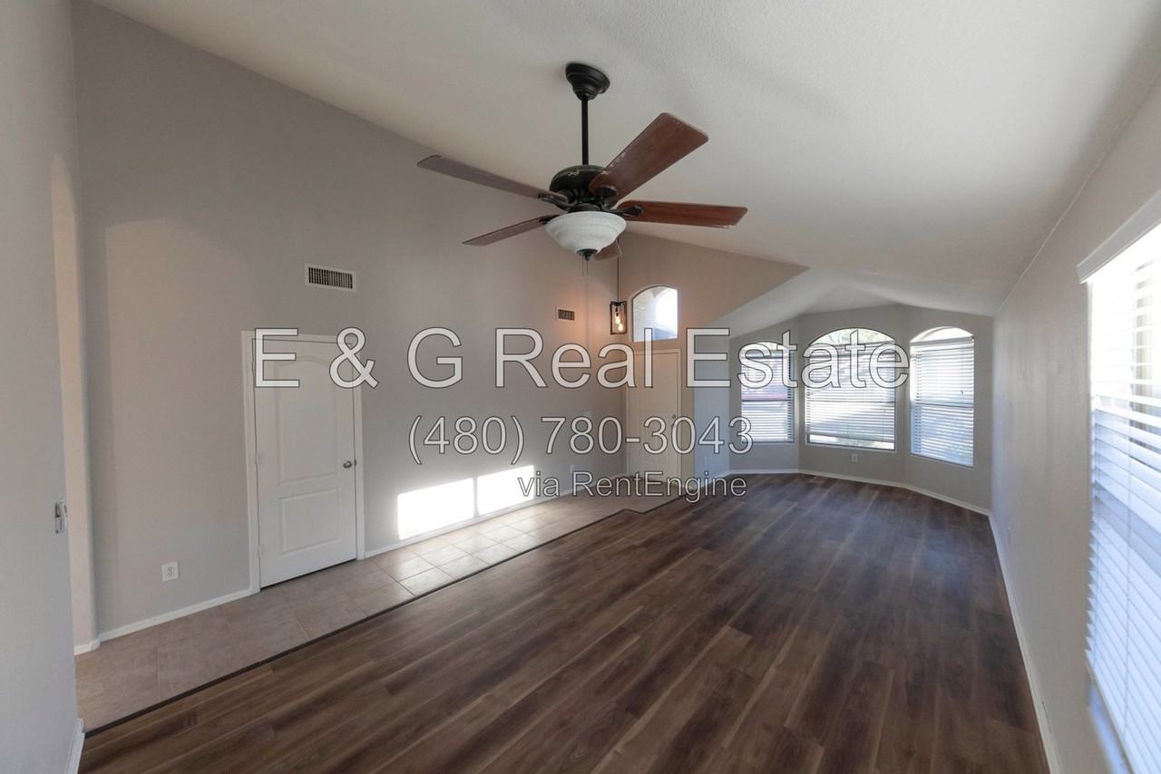 1777 E Tyson St - Photo 6 of 39