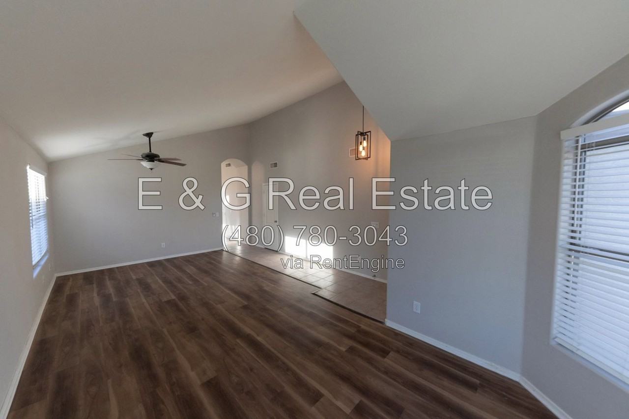 1777 E Tyson St - Photo 7 of 39