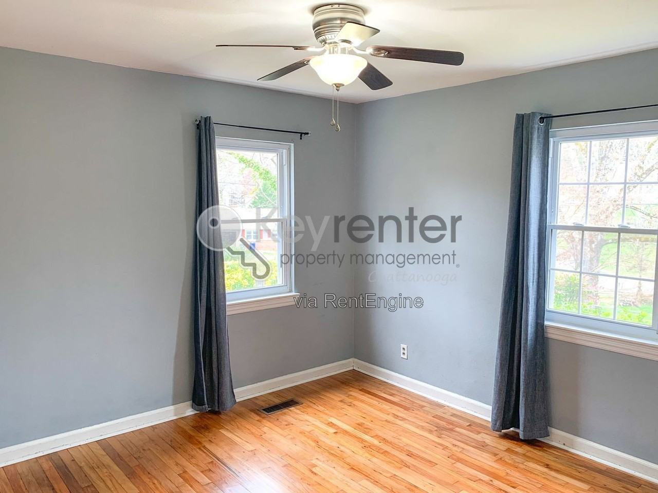 1410 Elm St - Photo 6 of 11