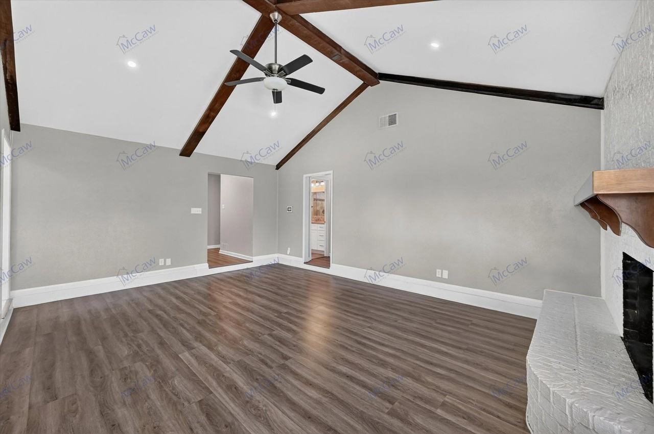 5708 Stone Dr - Photo 5 of 20
