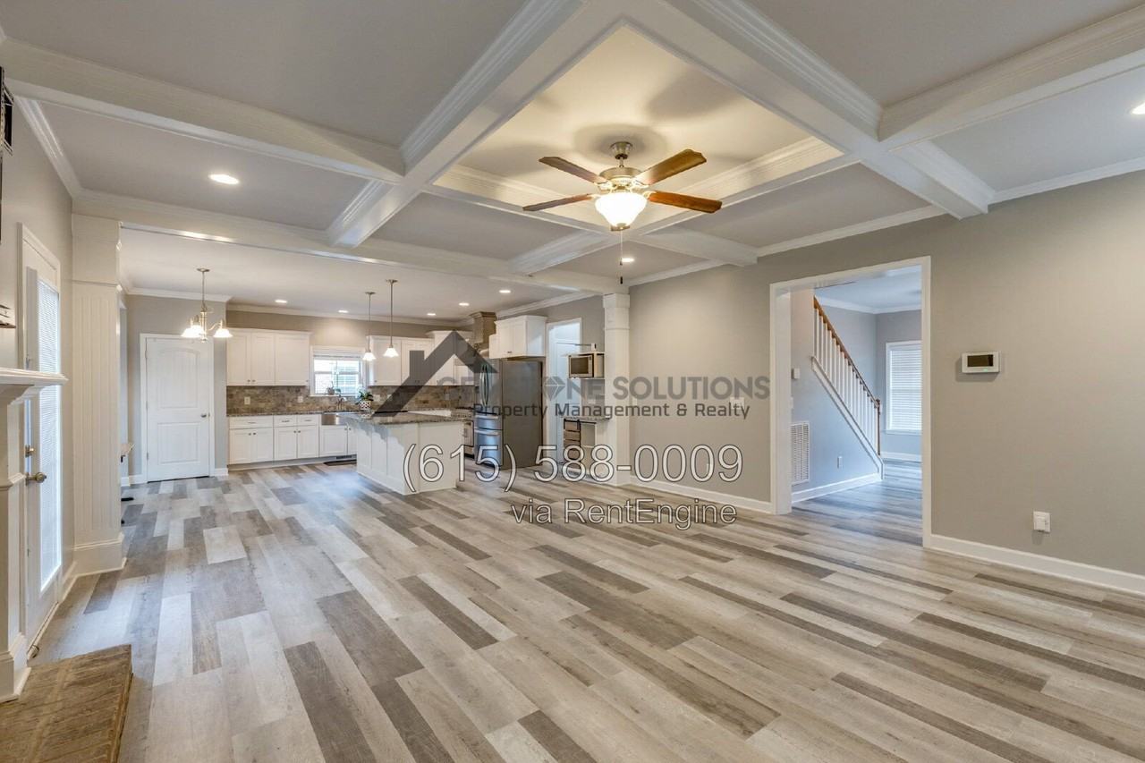 9055 Wheeler Dr - Photo 7 of 40