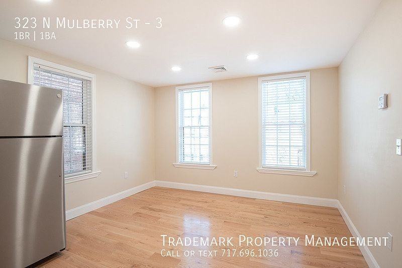 323 N Mulberry St #3 - Photo 2 of 15