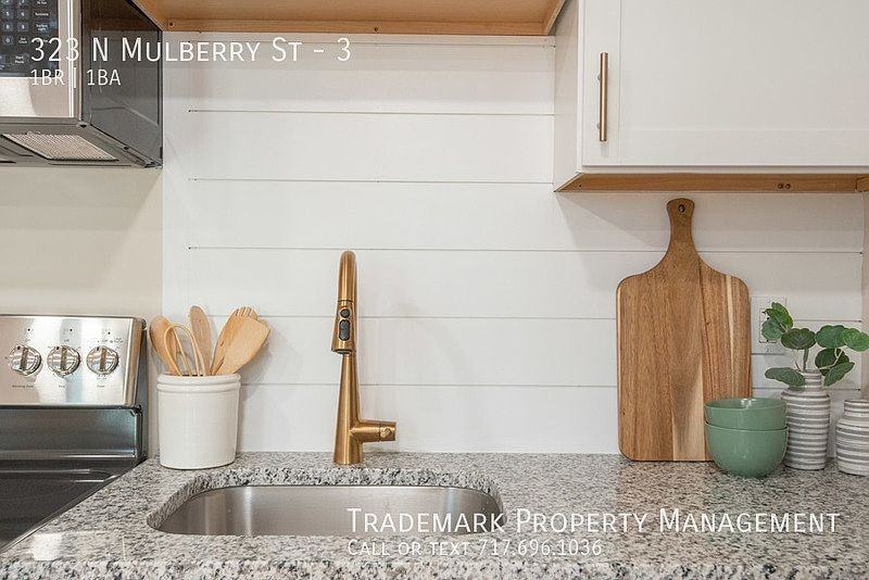 323 N Mulberry St #3 - Photo 7 of 15