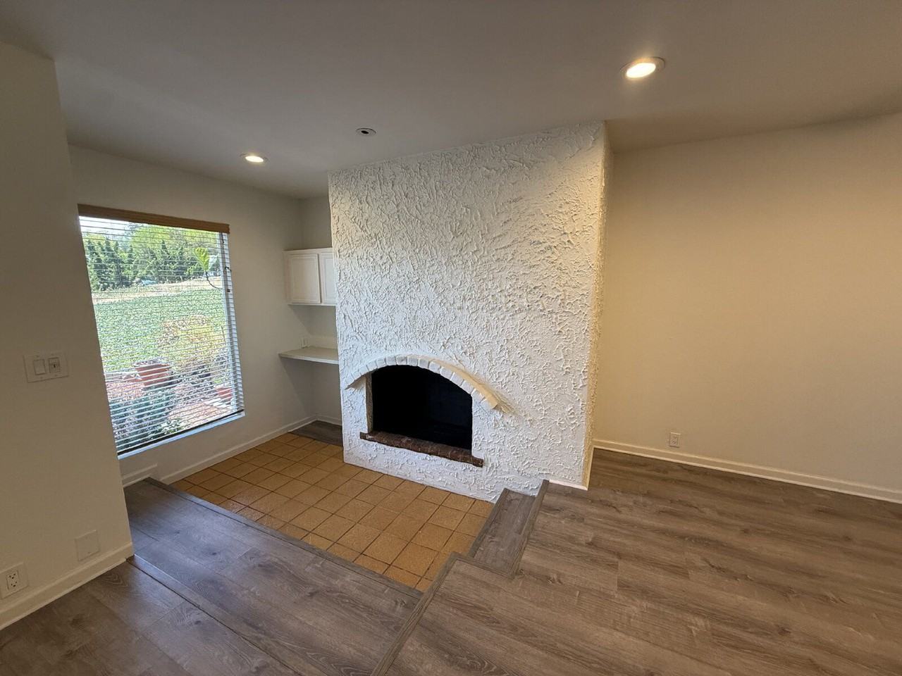 1911 Estrella De Mar Ct #B - Photo 3 of 32