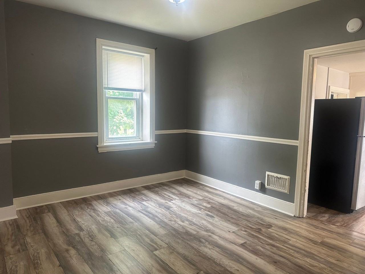 800 Tuckerton Ave #2 - Photo 5 of 21