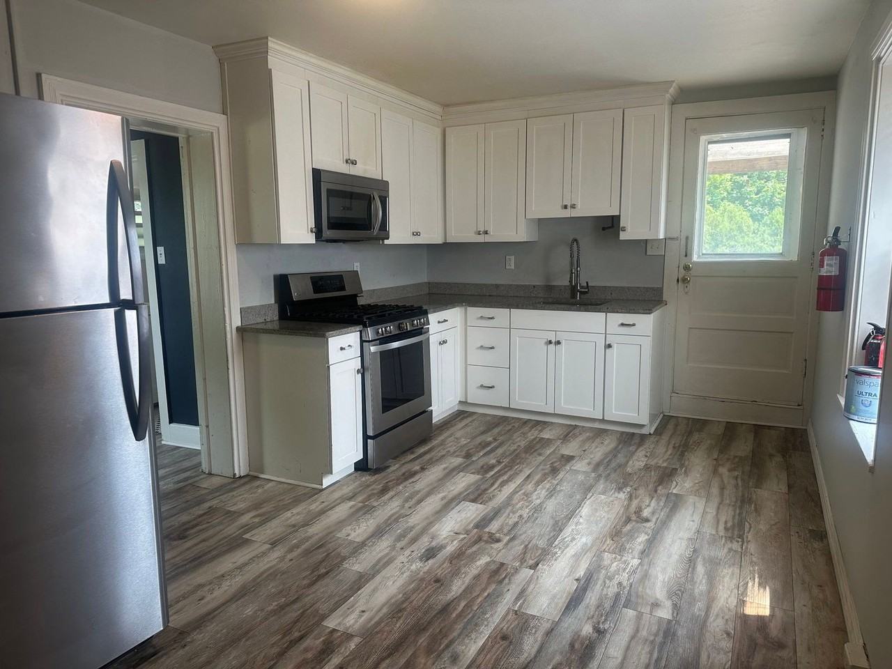 800 Tuckerton Ave #2 - Photo 7 of 21