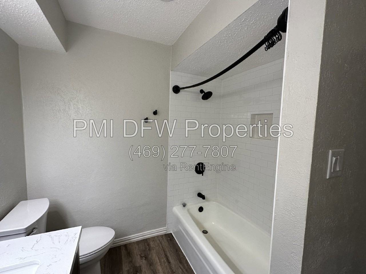 2120 Blossom Ln - Photo 5 of 15