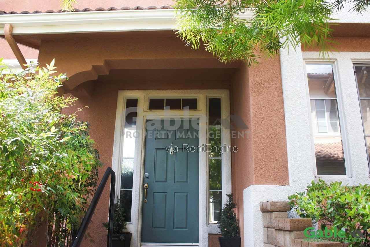 24210 Amaryllis Ct - Photo 2 of 21