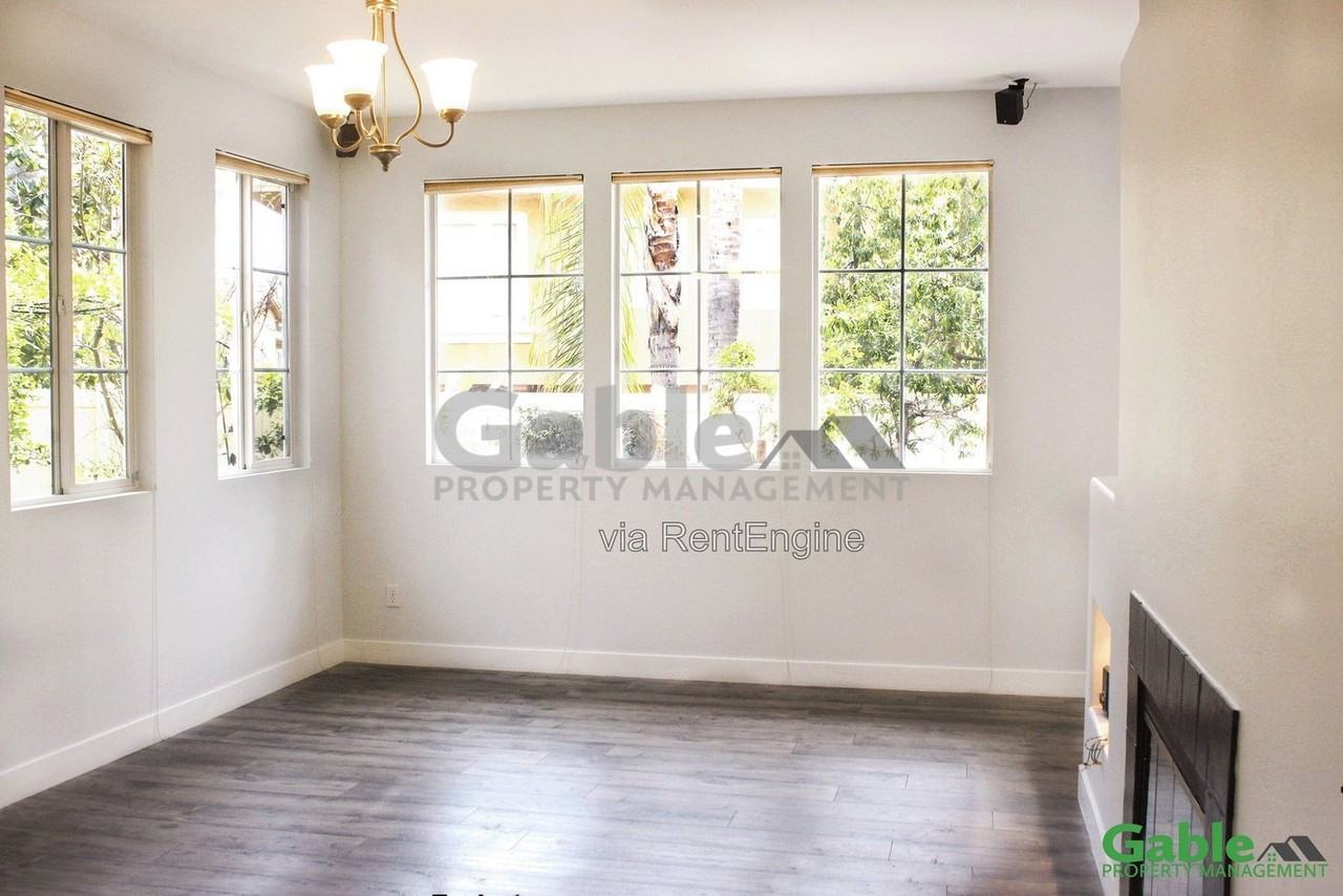 24210 Amaryllis Ct - Photo 4 of 21