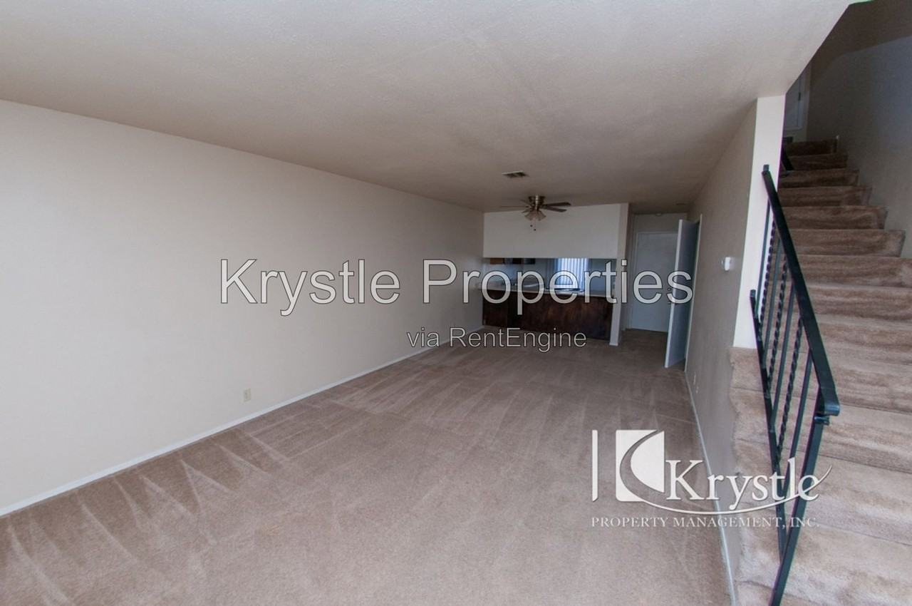 3366 Tennessee St #14 - Photo 4 of 15