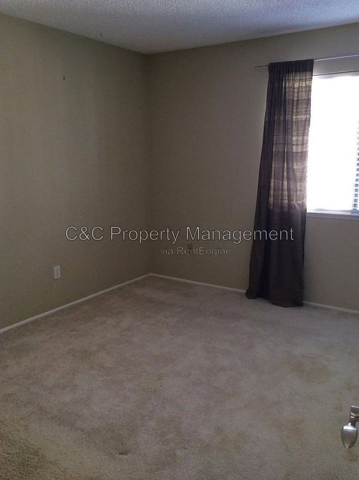 3569 Judro Way - Photo 4 of 7