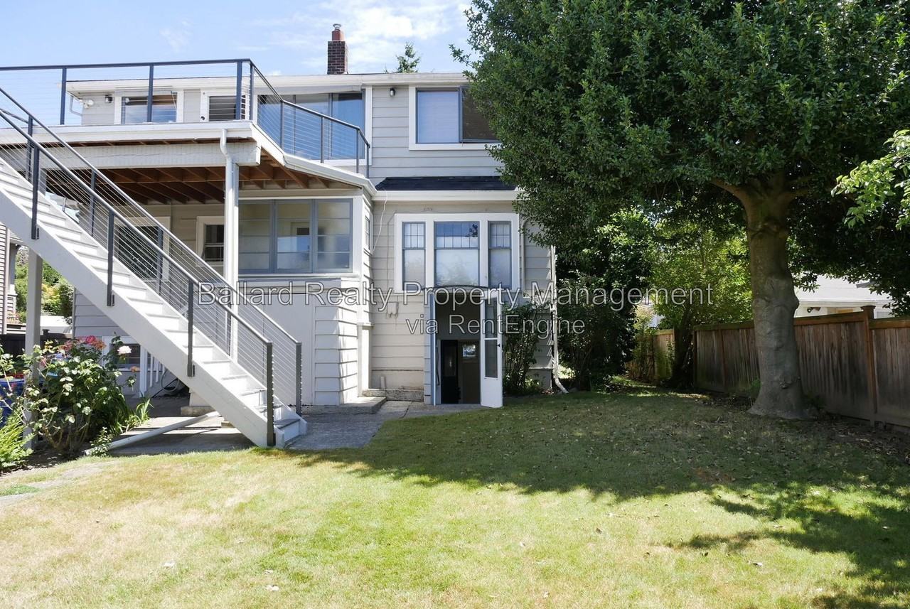 6407 36th Ave Nw - Photo 2 of 23