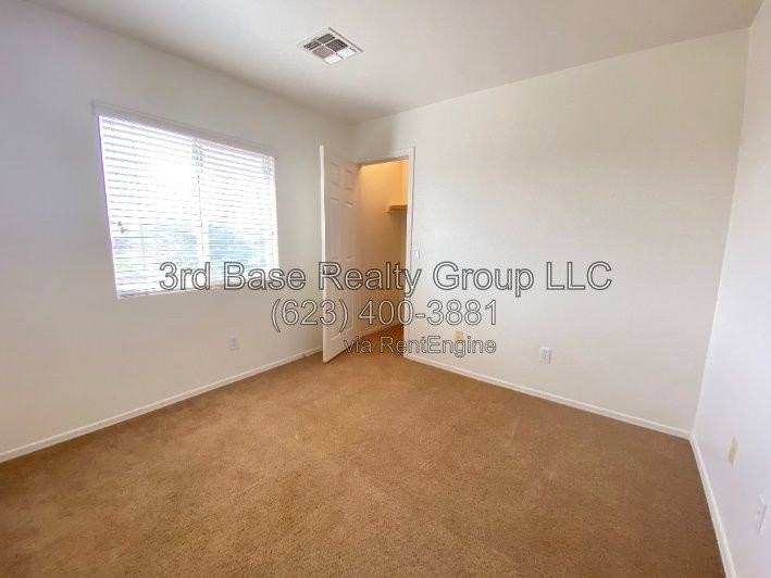 118 N 224th Ln - Photo 7 of 10