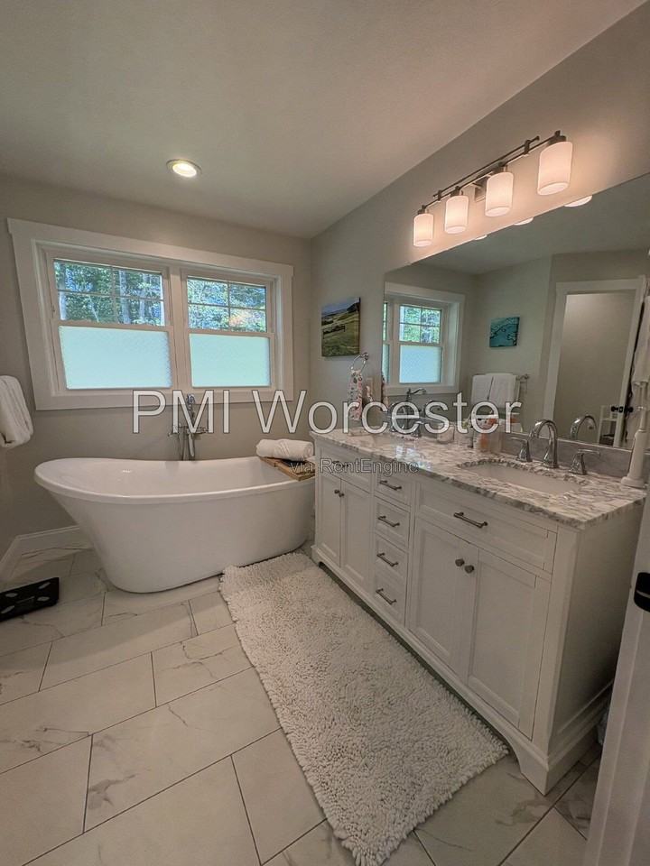 18 Lake Ave - Photo 7 of 41