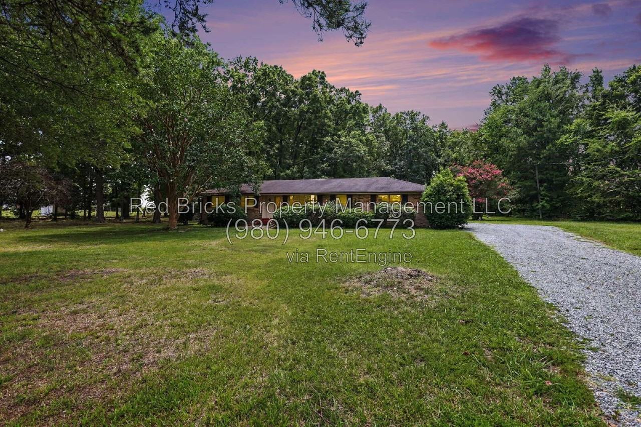 2501 Galloway Rd - Photo 2 of 28