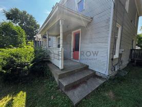 354 Holmdene Blvd Ne - Photo 1 of 1