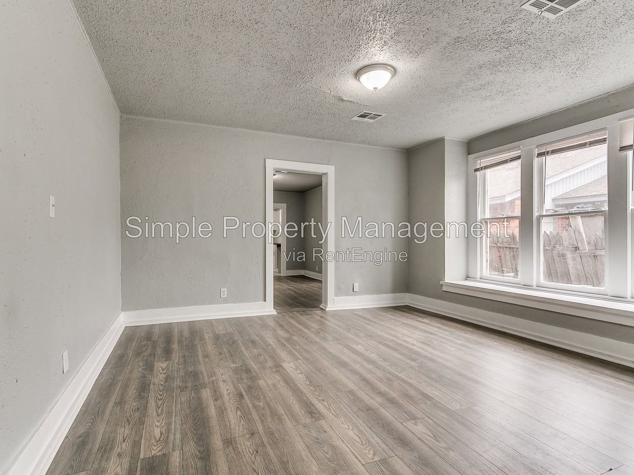 1728 Ne Euclid St - Photo 7 of 34