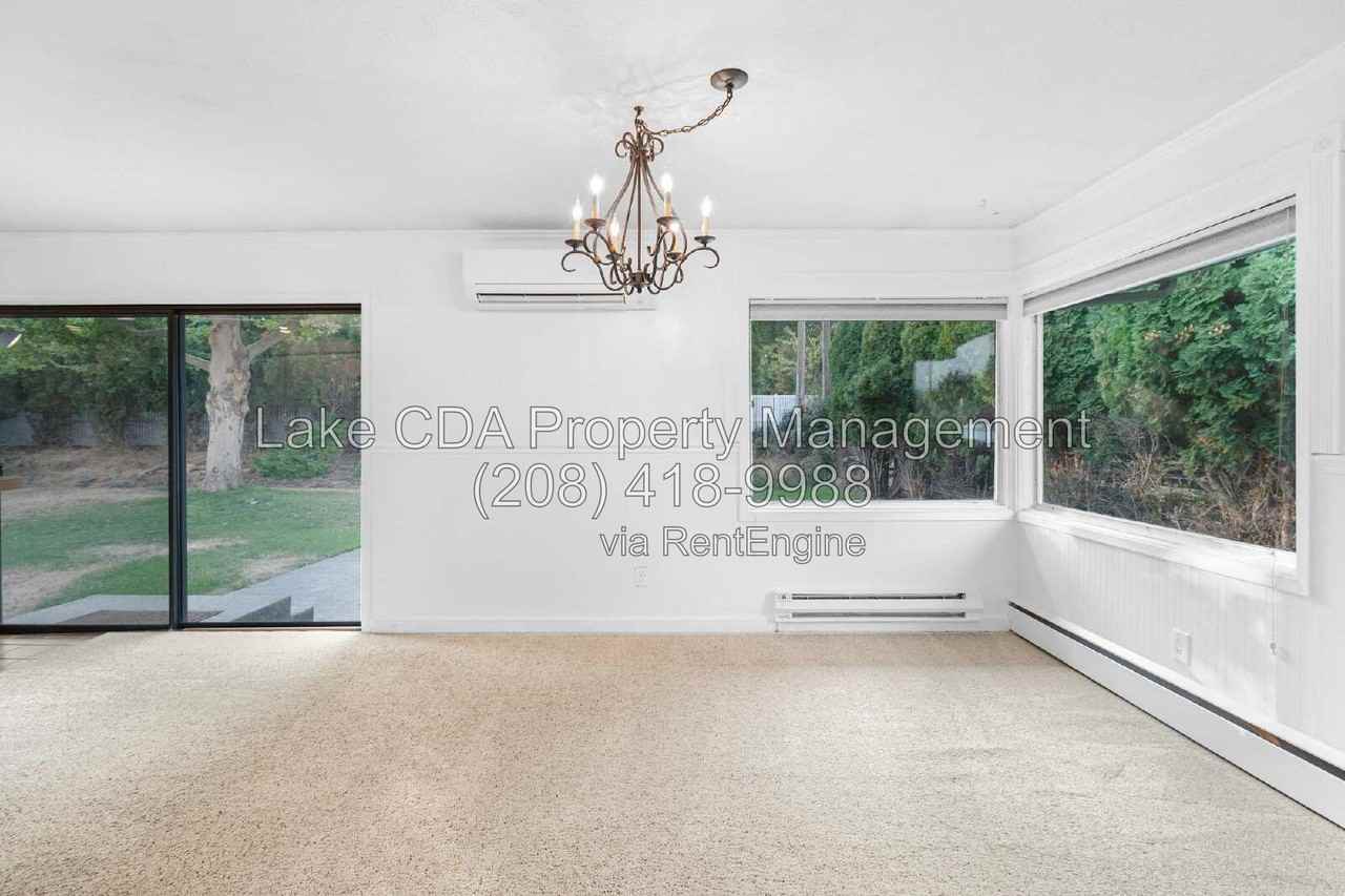 203 N Bruce Dr - Photo 4 of 30