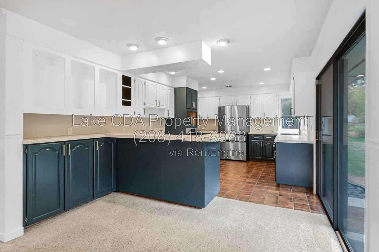 203 N Bruce Dr - Photo 6 of 30