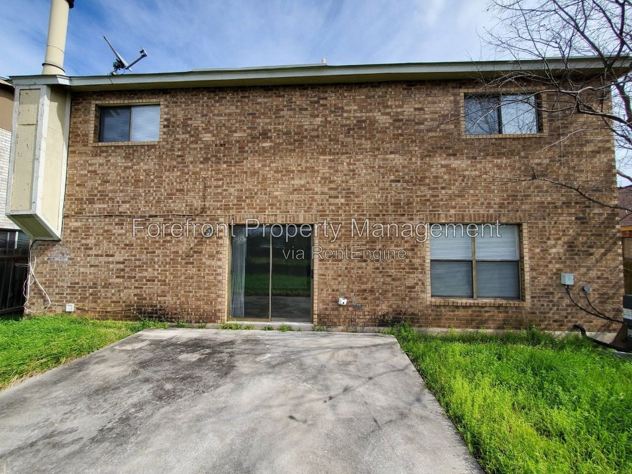 8219 Sunshine Trail Dr - Photo 2 of 35
