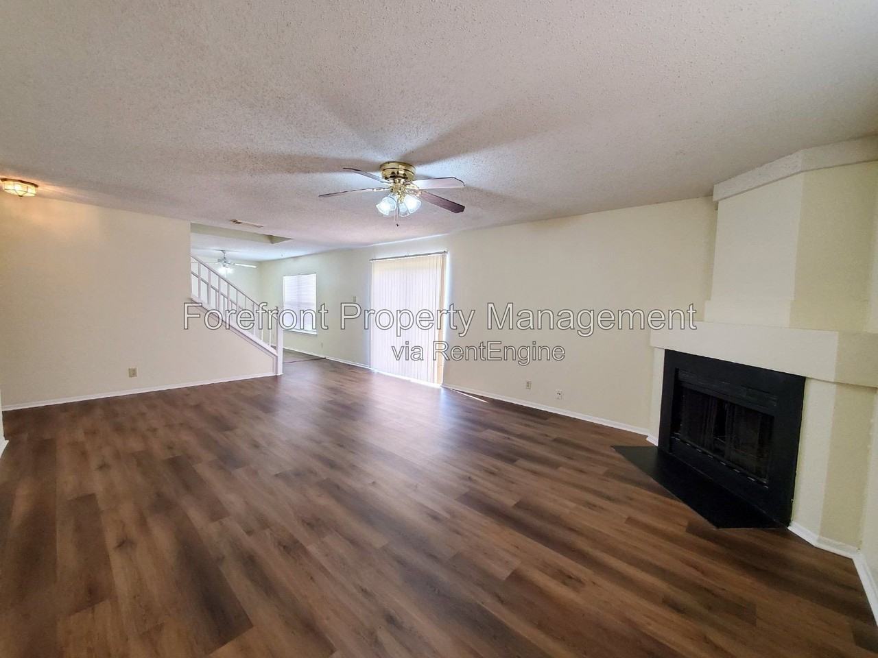 8219 Sunshine Trail Dr - Photo 4 of 35
