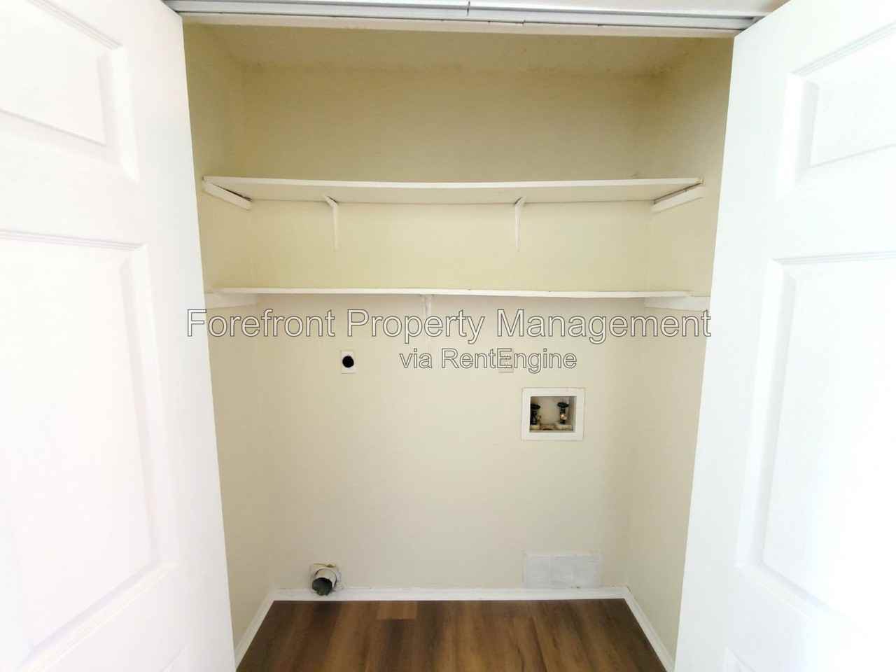 8219 Sunshine Trail Dr - Photo 6 of 35