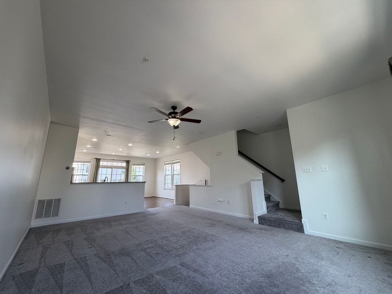 43561 Marguerite Way - Photo 4 of 26
