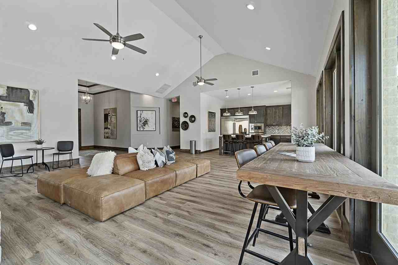 Villas at Rockbrook - Photo 4 of 50