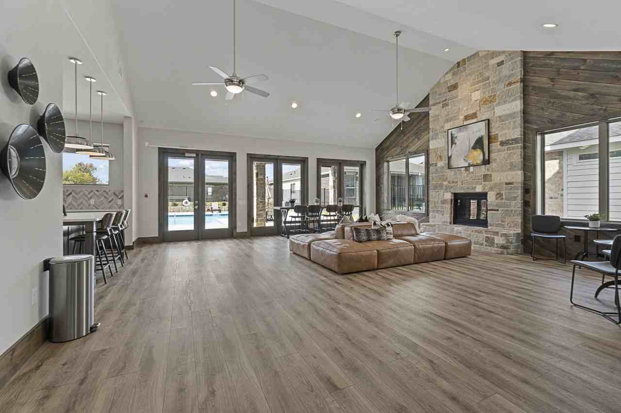 Villas at Rockbrook - Photo 5 of 50
